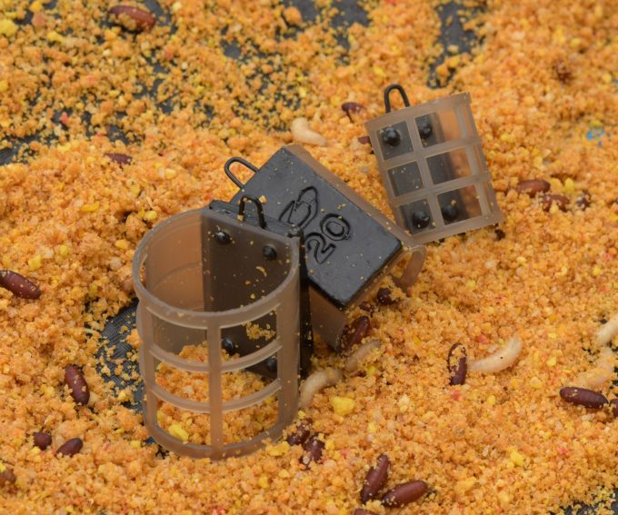 Plastic Cage Feeder Small