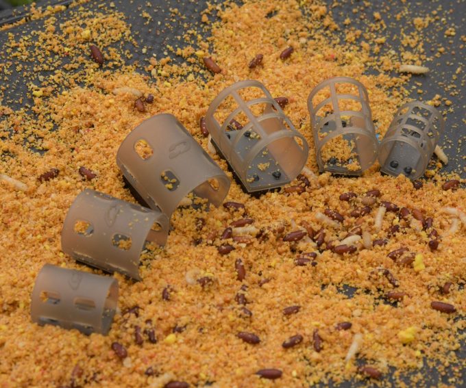Plastic Open End Feeder Small